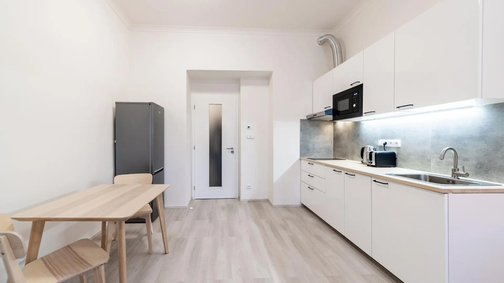 Apartments Borivojova 63 Prague