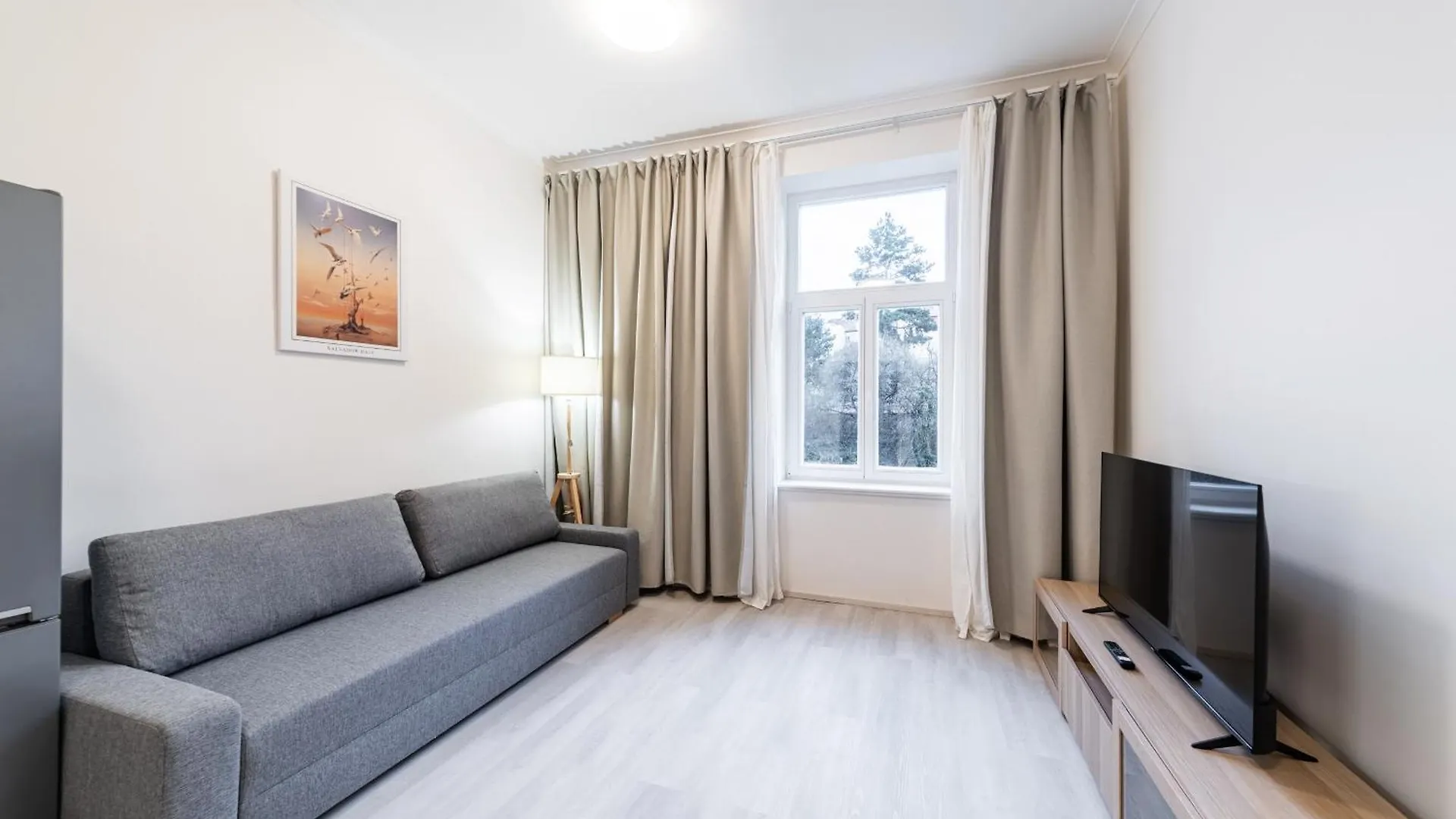 Apartments Borivojova 63 Prague 0*,