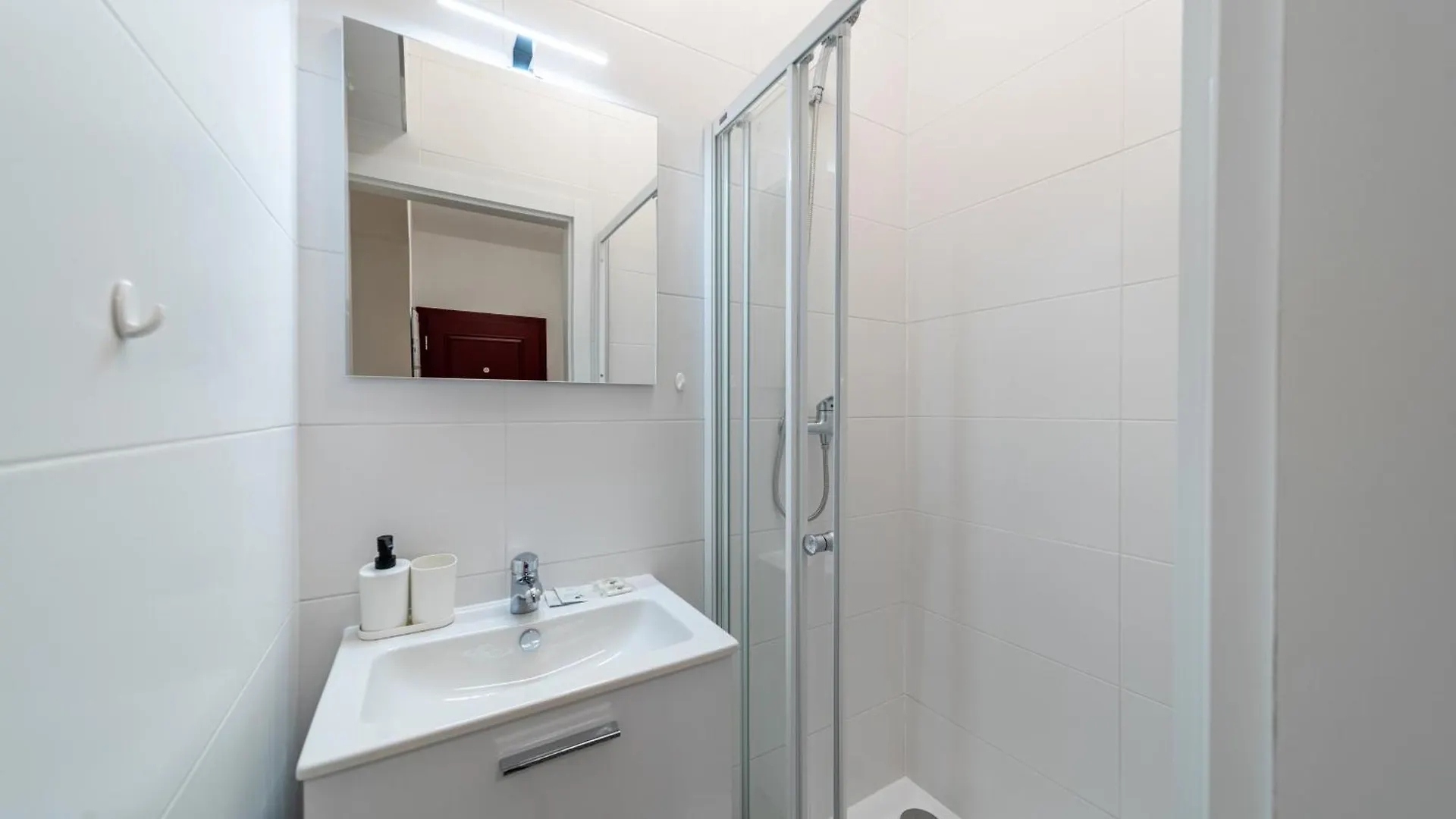 Apartments Borivojova 63 Prague