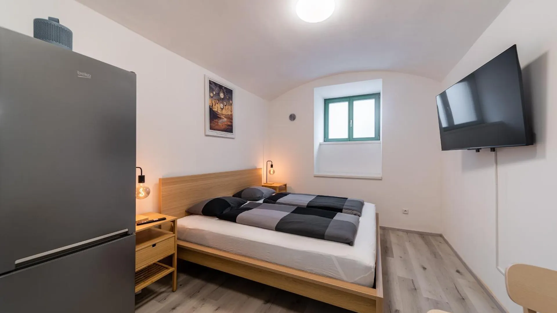 Apartments Borivojova 63 Prague