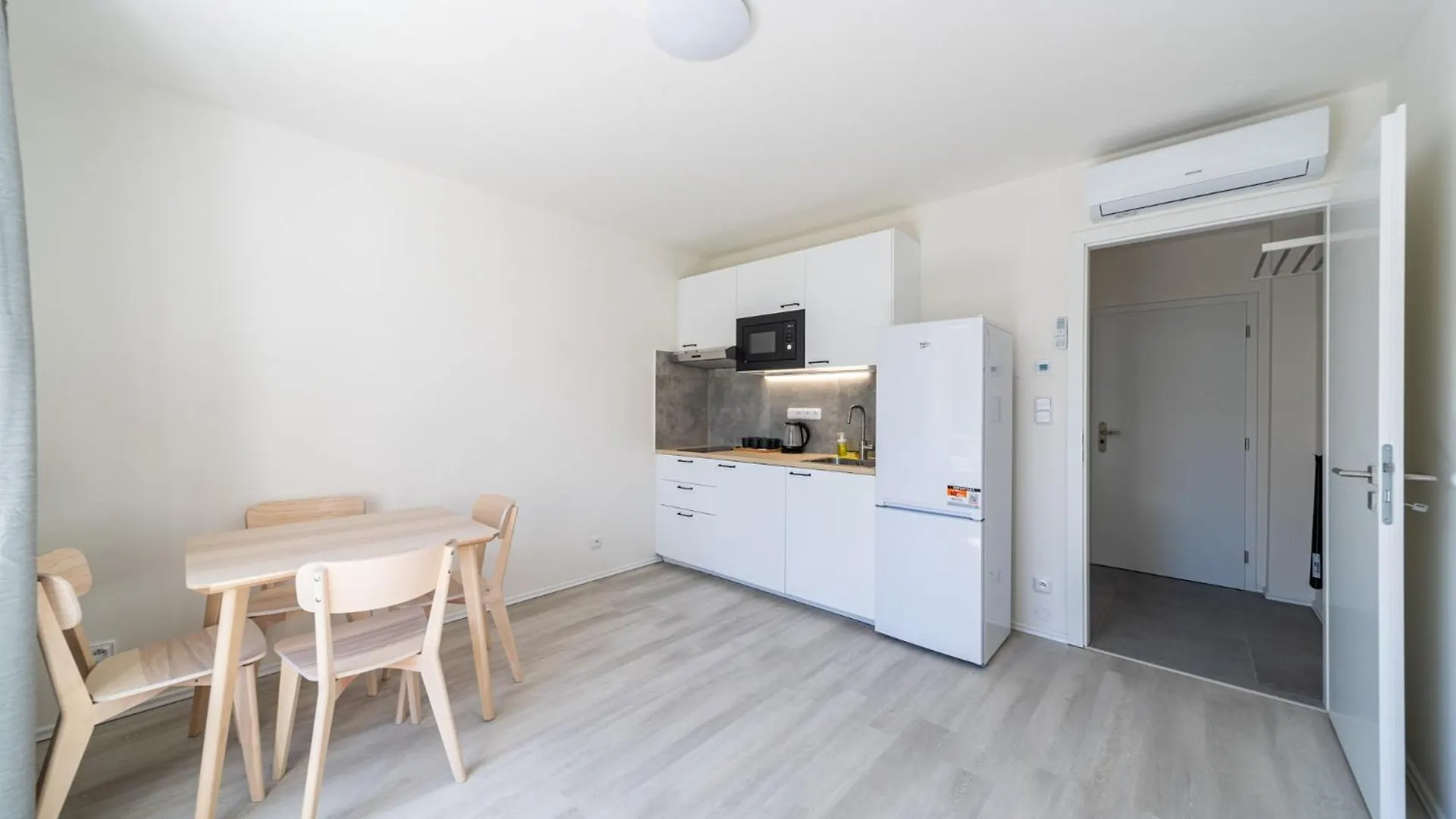 Apartments Borivojova 63 Prague