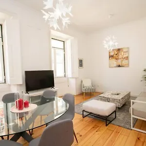 https://cosy-baixa-apartment2.hotels-lisbon-portugal.com