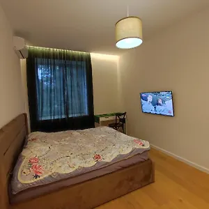 new-apartment-near-metro-vasylkivska.hotels-of-kiev.com/